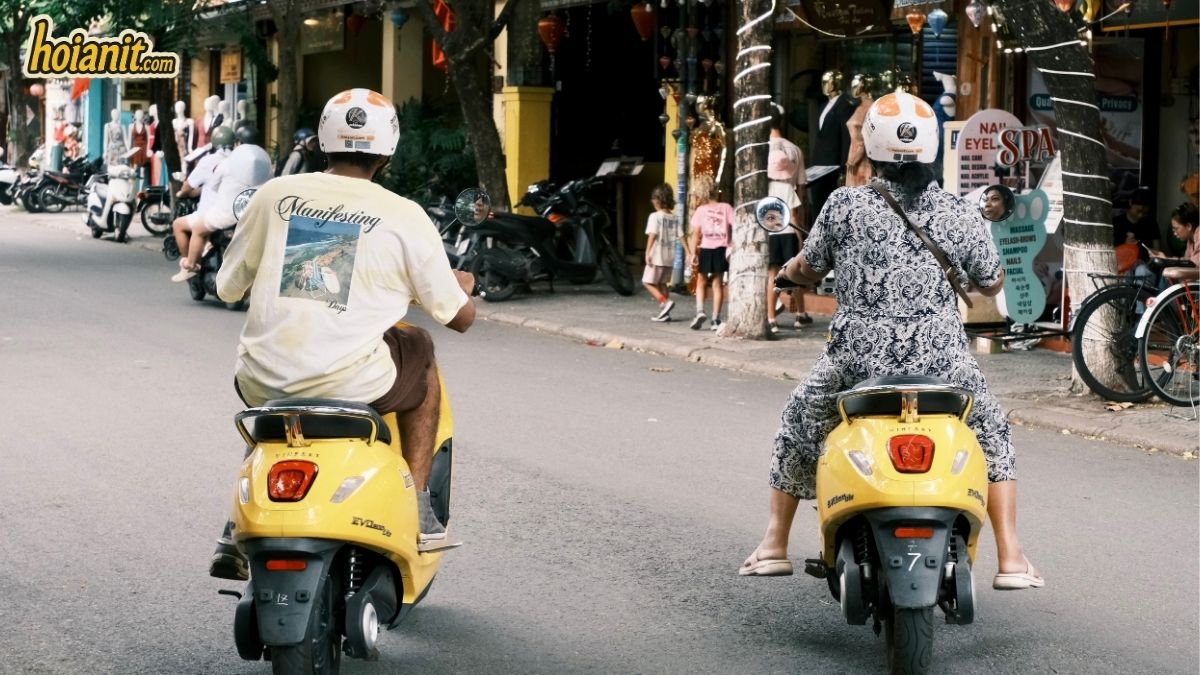 Thuê xe máy Huế tham quan Đại Nội và lăng tẩm Thuê xe máy Huế tham quan Đại Nội và lăng tẩm