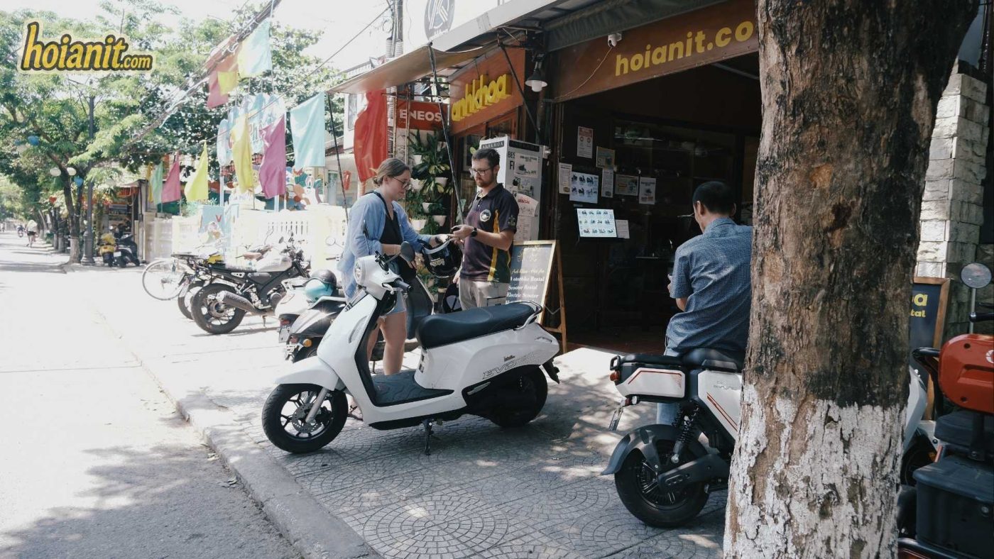 which bike is most liked by girls in Hoi An1 which bike is most liked by girls in Hoi An